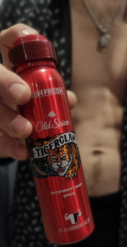 Old Spice Tiger Claw Deodorant Spray