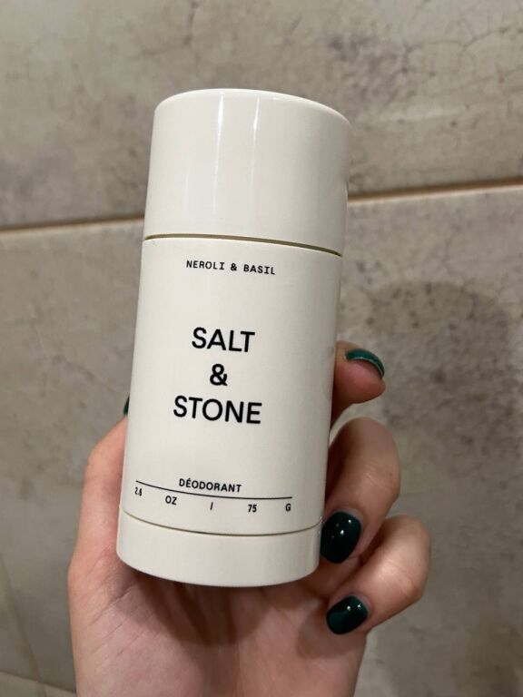SALT & STONE Natural Deodorant Neroli & Basil