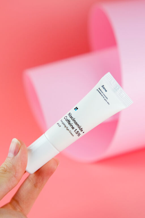 Sane Niacinamide + Caffeine 1.5% Energizing Eye Cream