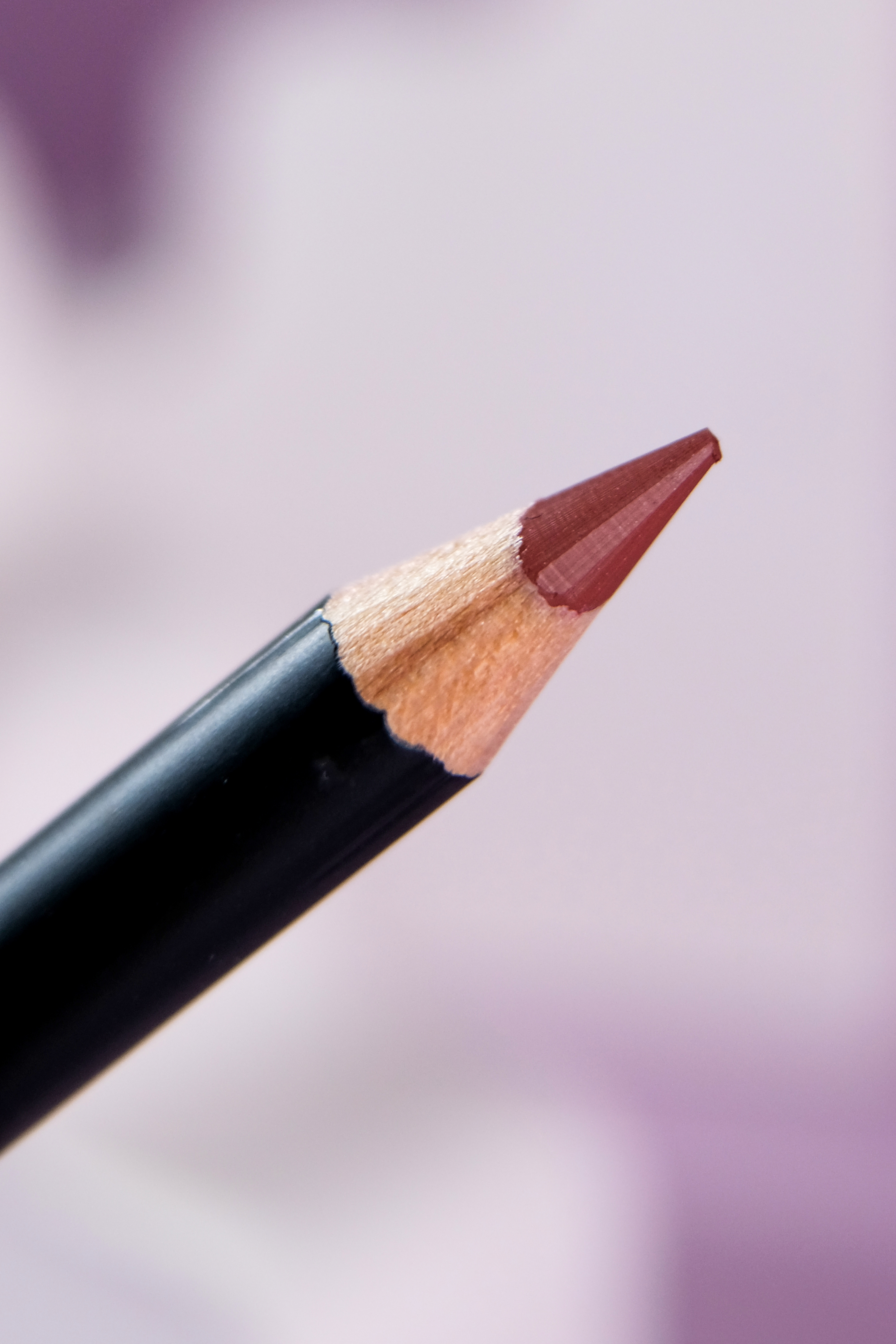 LAMEL Make Up Lipliner : класичний олівець, який вартий уваги