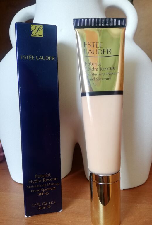 Estee lauder futurist hydra rescue moisturizing makeup broad spectrum SPF 45 1n0