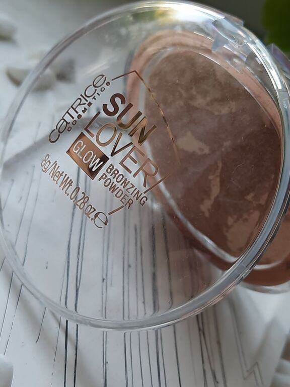 Бронзер Catrice Sun Lover Glow Bronzing Powder