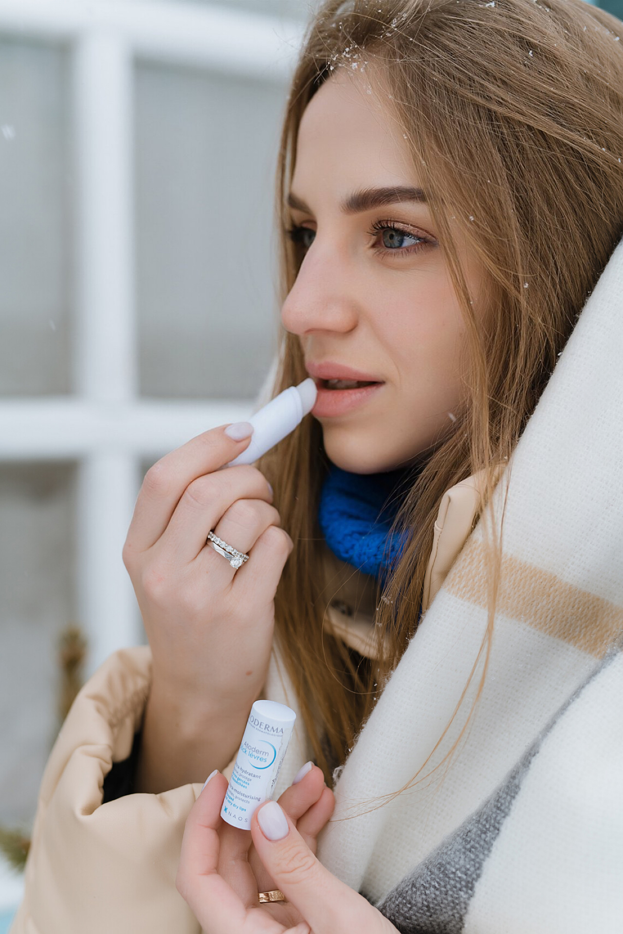Обвітрювання губ, як захистити слизову від холоду ?