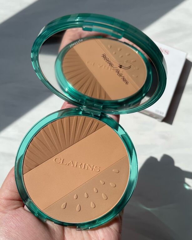 В очікуванні літа з Clarins Bronzing Compact Frozen Summer