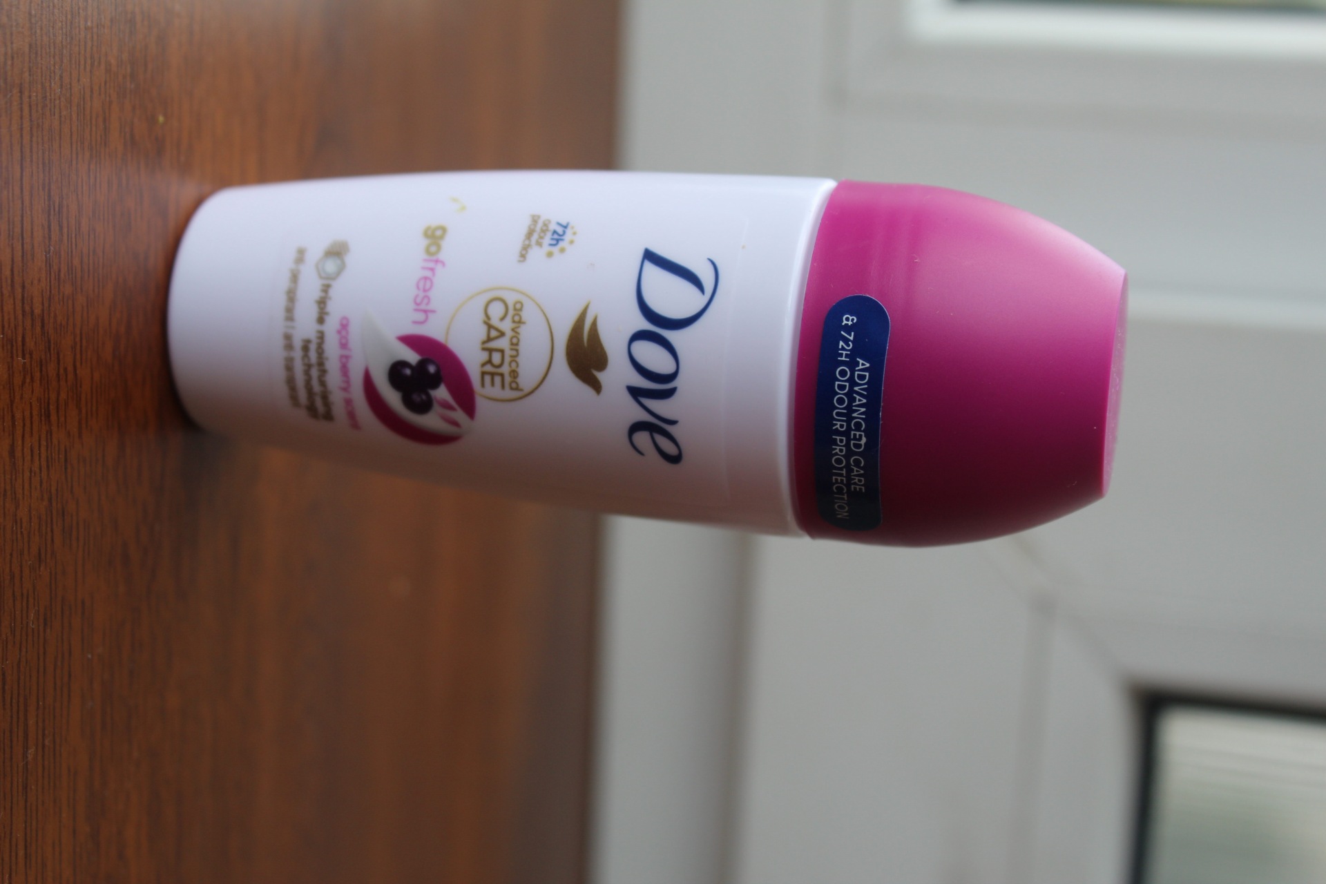 Дезодорант кульковий Dove Go Fresh Acai Berry