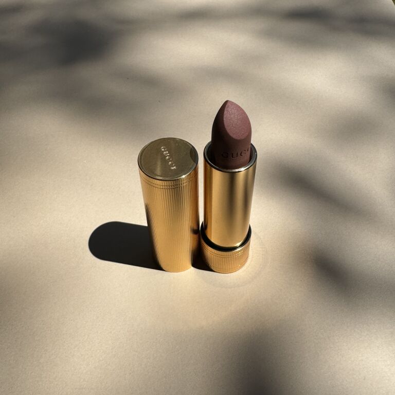 Gucci Velvet Matte Lipstick, Eva Grape