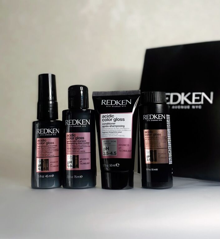 Швиденька розпаковка засобів Redken та перші враження)