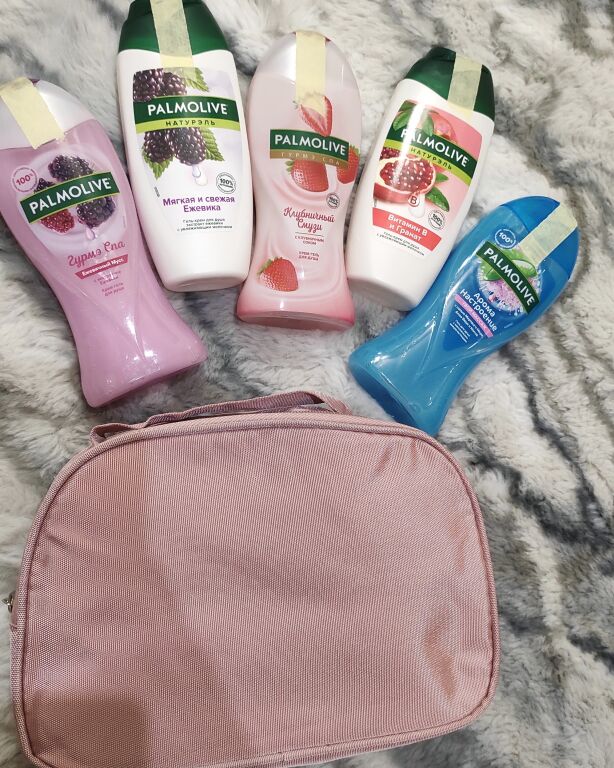 Косметичка від Palmolive у подарунок 🎁