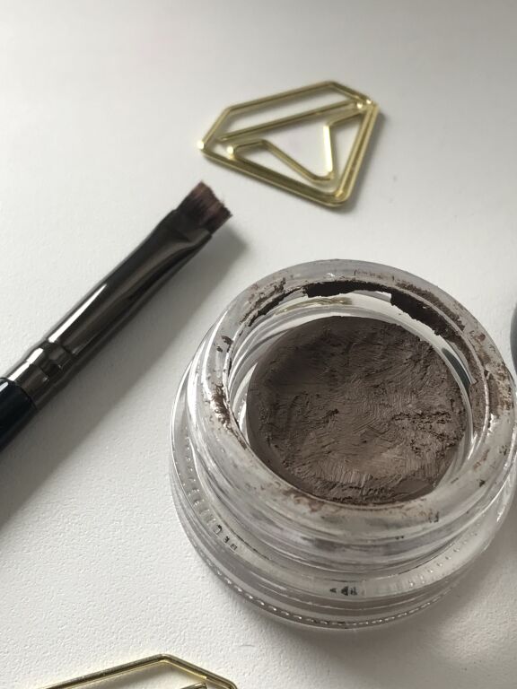 Eveline Cosmetics Eyebrow Pomade