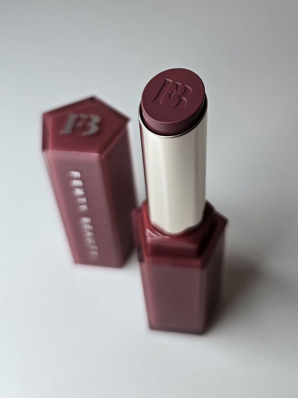 Новинка від Fenty Beauty.  Неймовірний зволожуючий бальзам