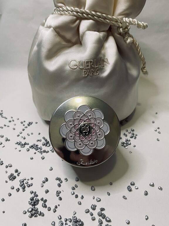 Guerlain Meteorites Light Revealing Pearls Of Powder