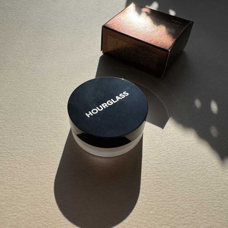 Hourglass Veil Translucent Setting Powder, Translucent