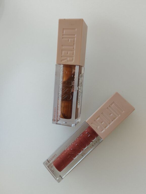 Maybelline New York Lifter Gloss: Відкрийте для себе секрет сяючих губ!