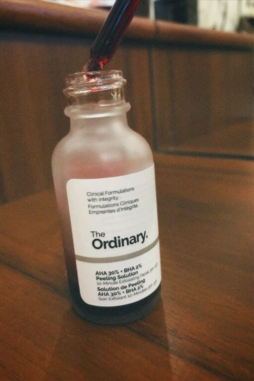 Кровавий пілінг від The Ordinary . Його бюджетний український аналог 