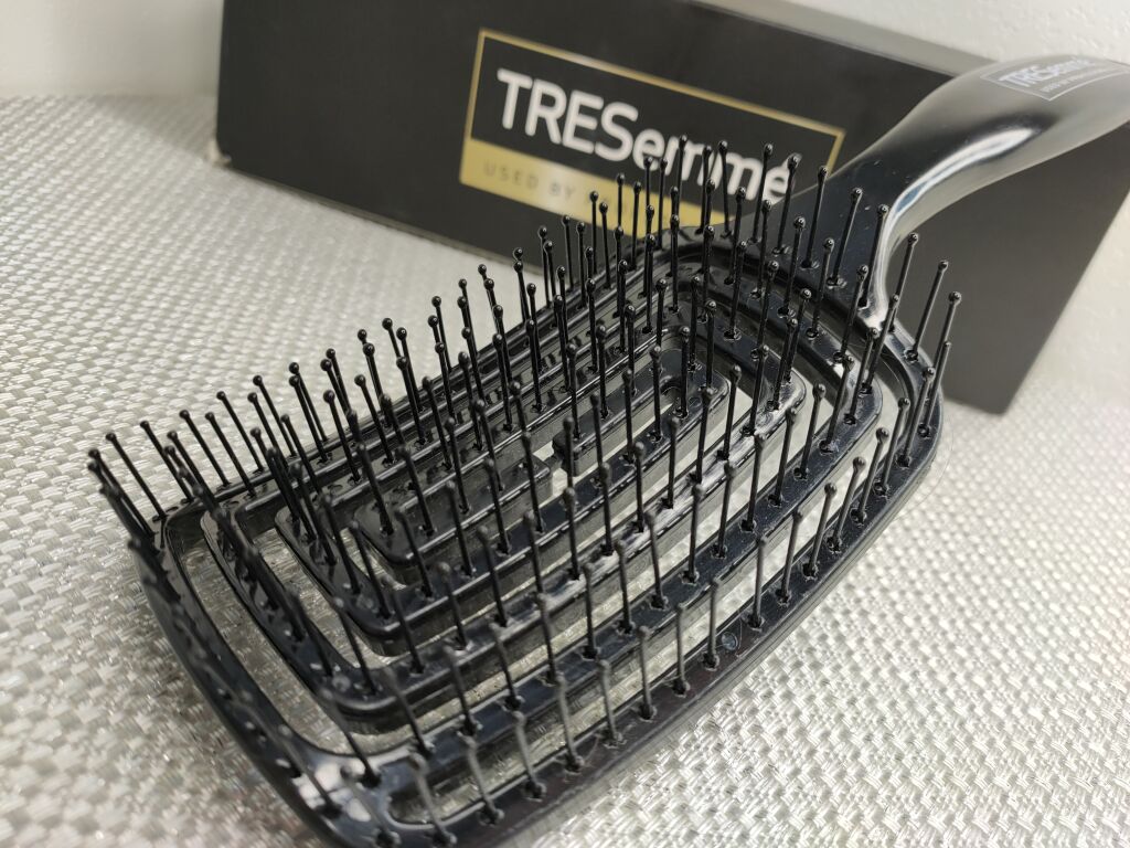 Щітка для волосся Tresemme