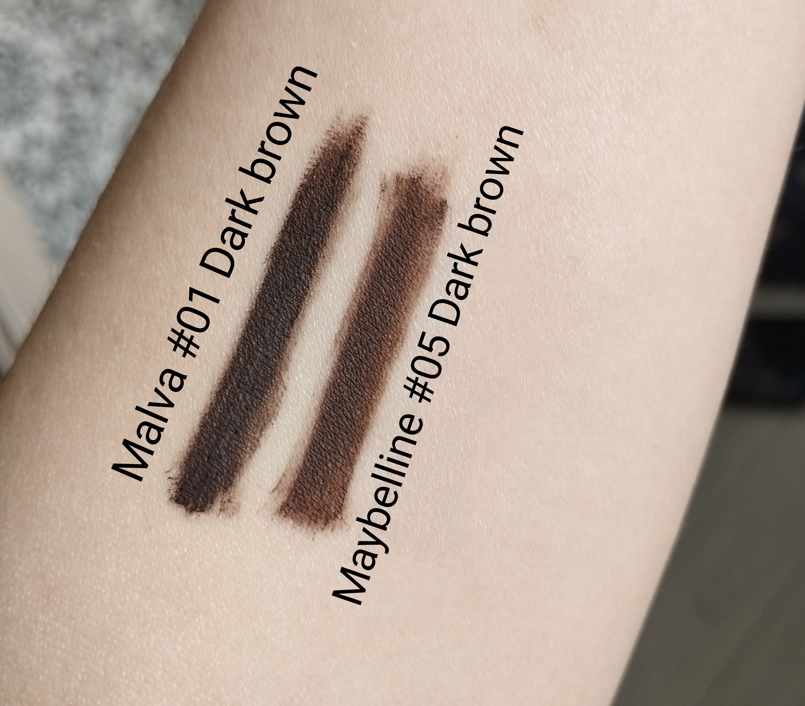 Помадка для брів Maybelline Tattoo brow