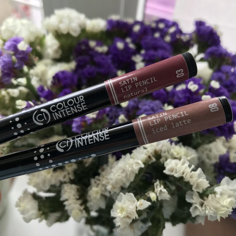 Бюджетні олівчики Colour Intense Satin Lip Pencil