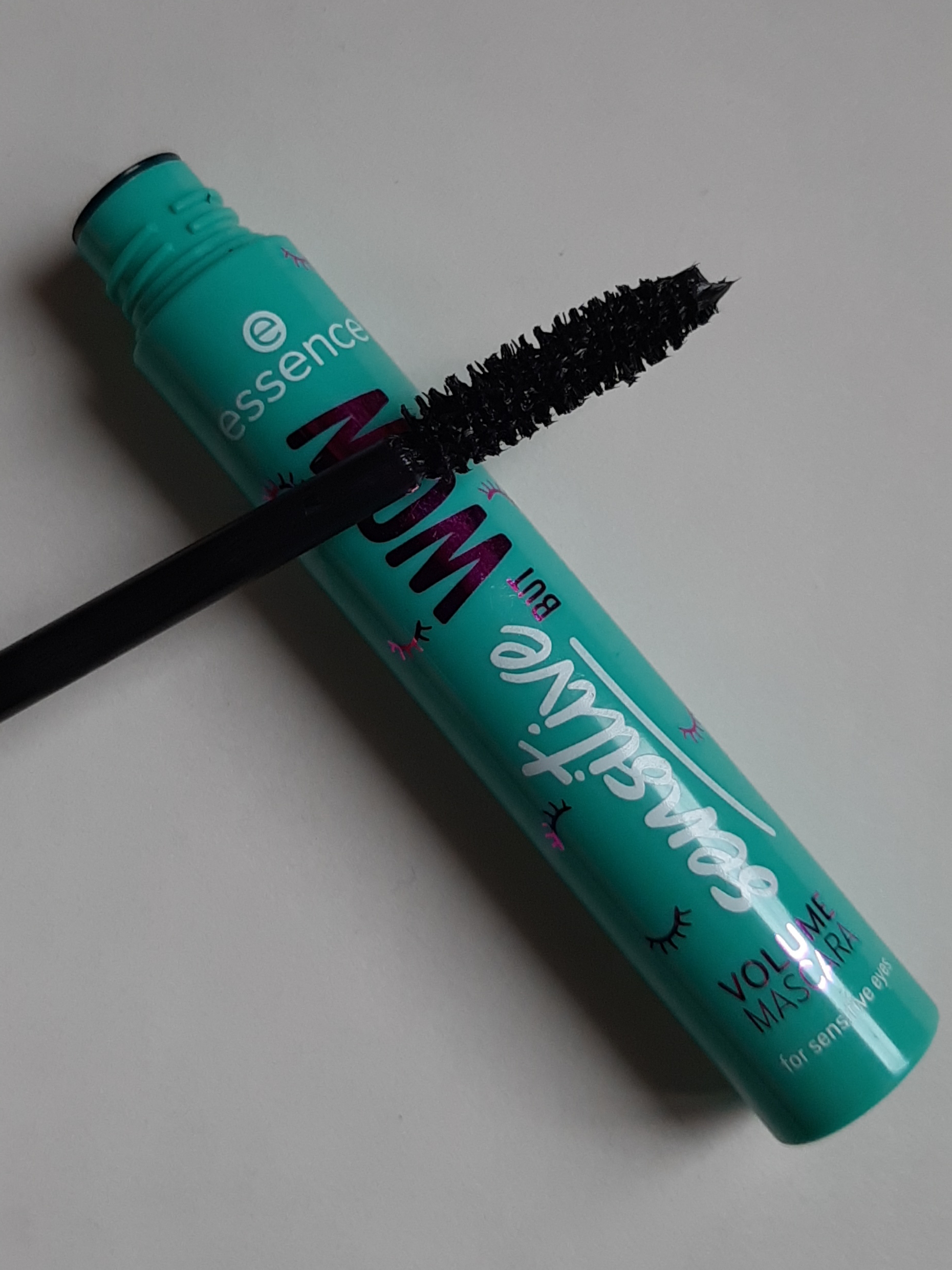 Термотуш Essence Sensitive But Wow Volume Mascara