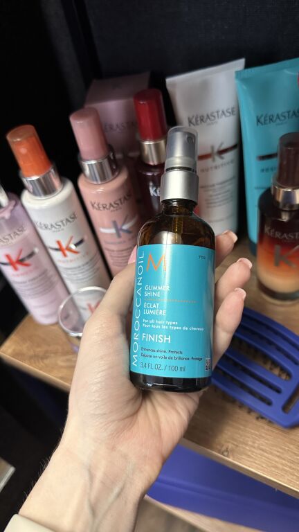 Зво�ложуючий спрей-блиск MoroccanOil ❤️