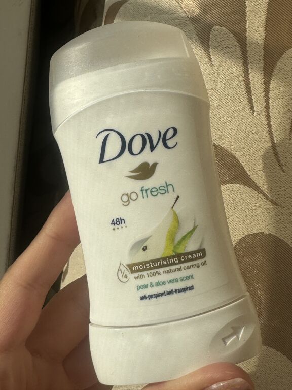 Dove shower gel, body cream, deodorant