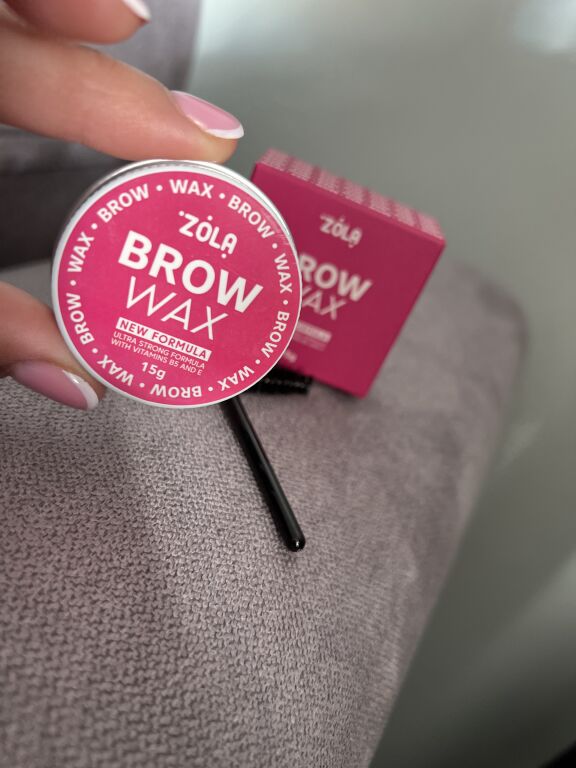 Фіксація брів за допомогою Zola Brow Wax