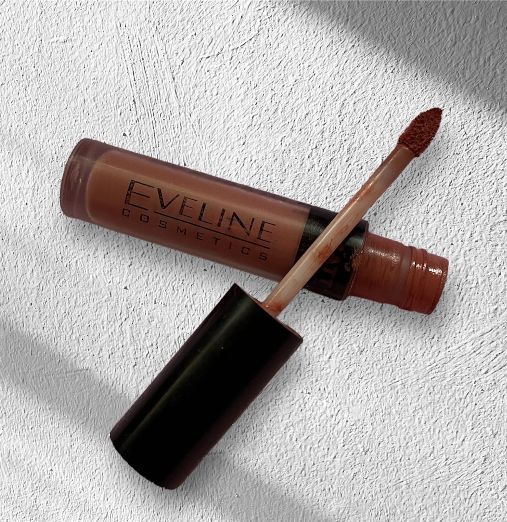 Eveline Cosmetics Matt Magic Lip Cream