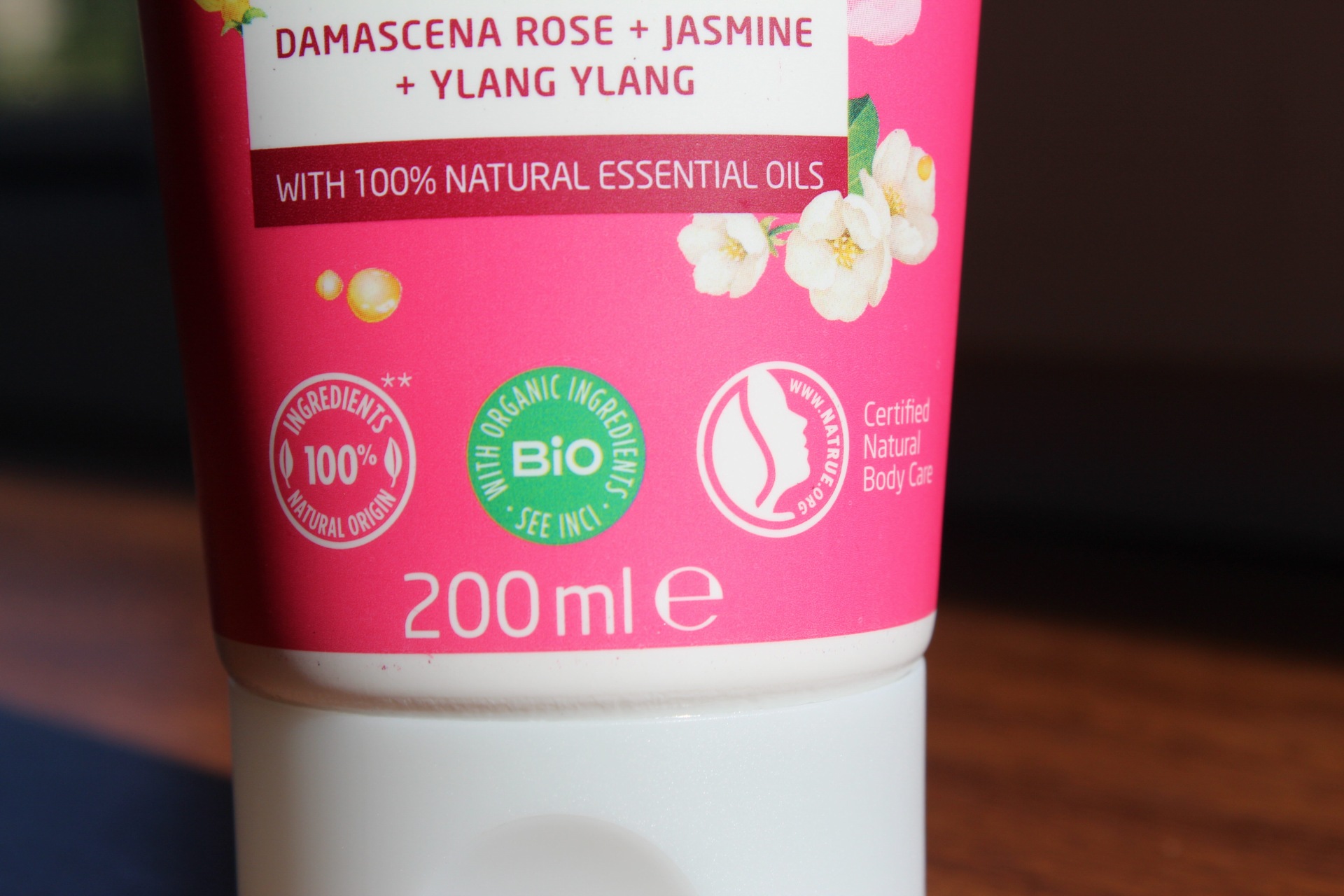 Weleda Aroma Love Pampering Creamy Body Wash