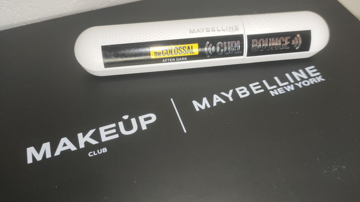 Туш для вій Maybelline New York Colossal Curl Bounce