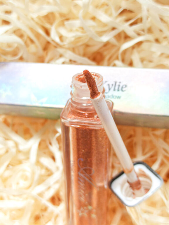 Kiss Kylie Liquid Eyeshadow: Diamond Shiny