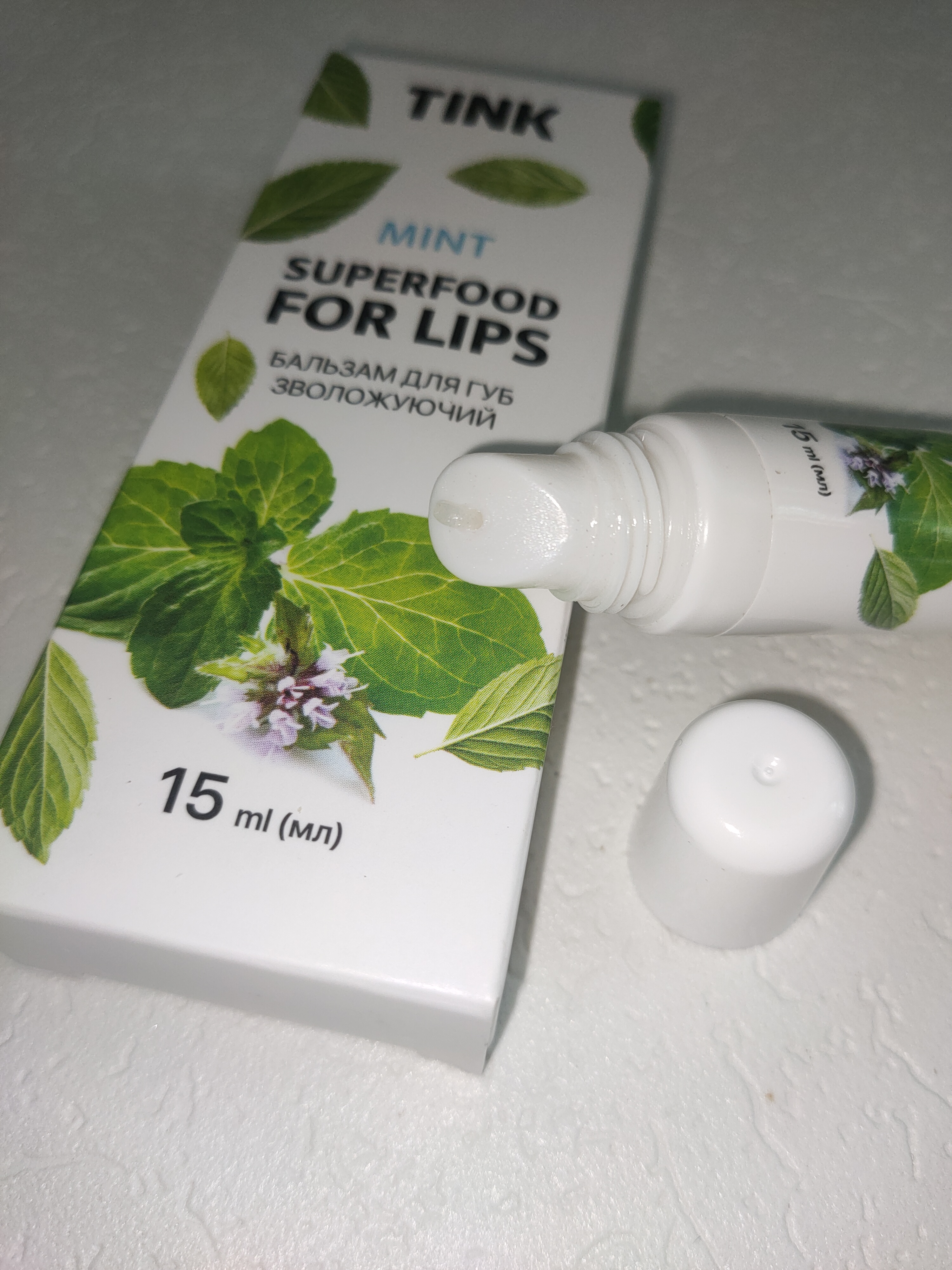 Охолоджувальний бальзам для губ "М'ята" Tink Superfood For Lips Mint