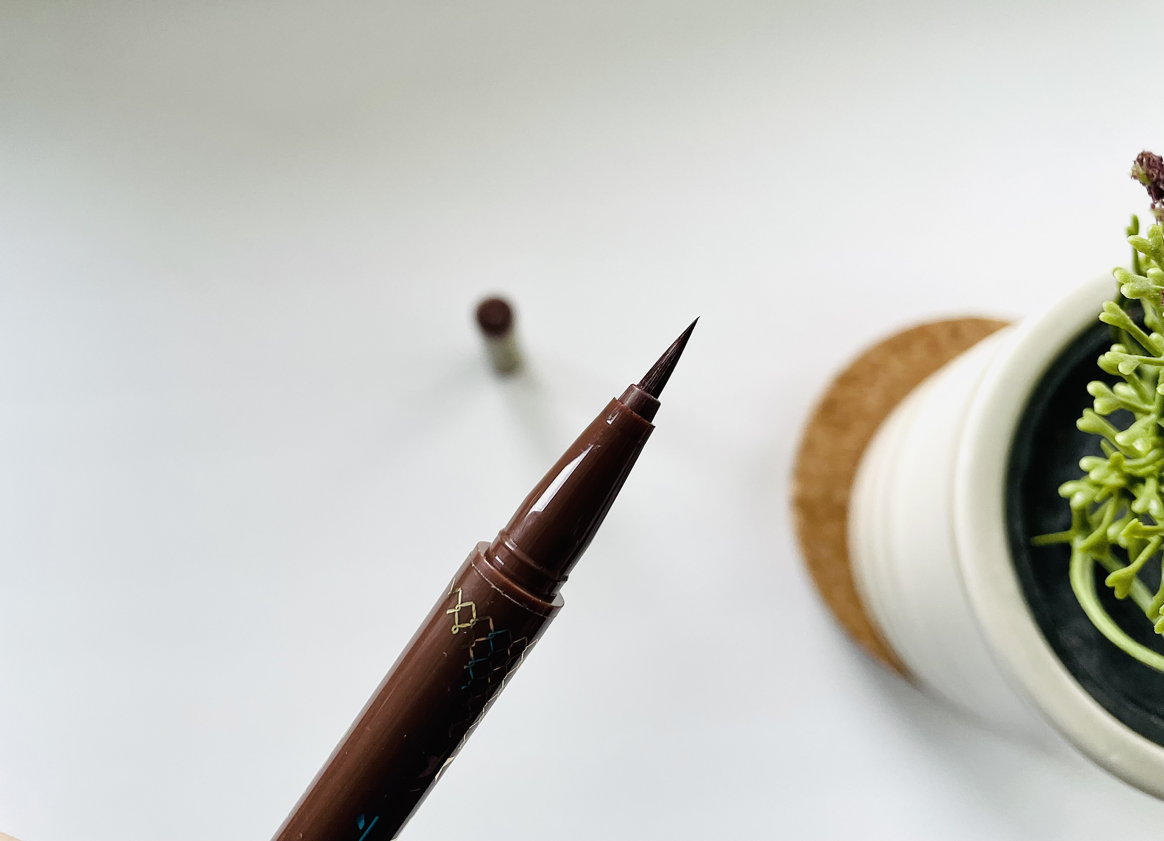 Eveline Cosmetics Variete Brown Eyeliner