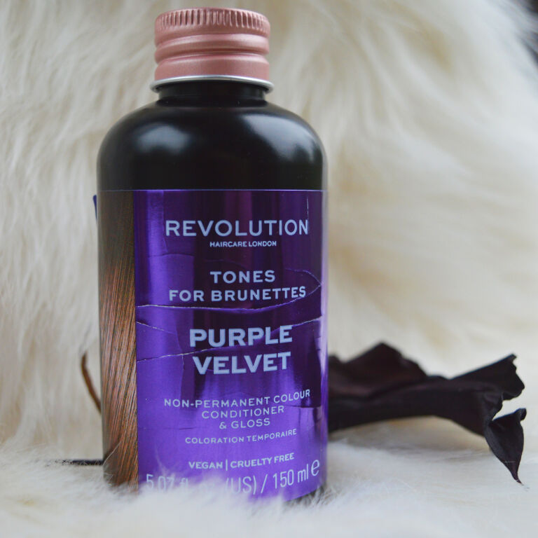 ЦЕ ЩО ЗА ПІДСТАВА? Makeup Revolution Tones For Brunettes Purple Velvet