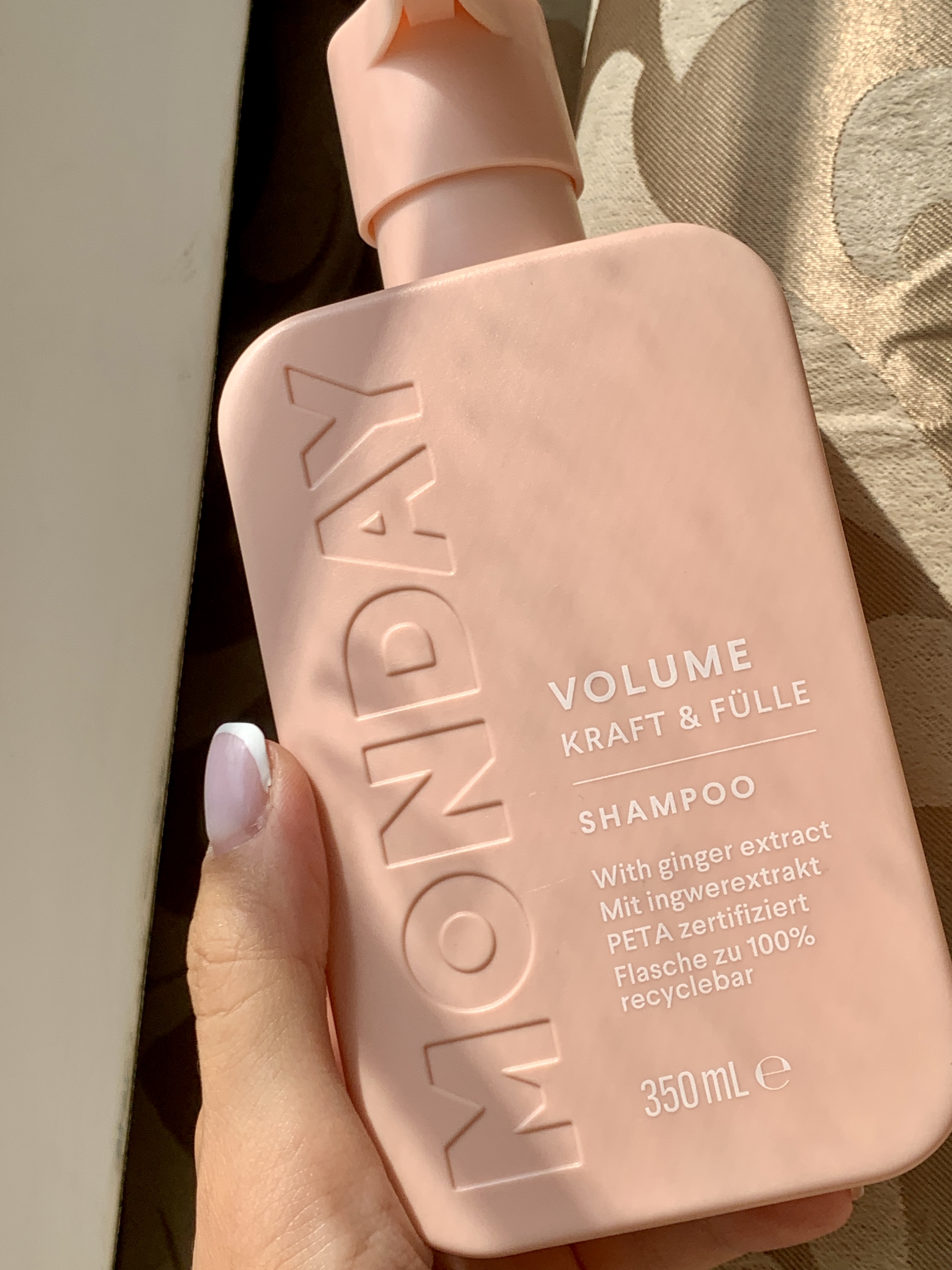 Monday Volume Shampoo та Soothing Conditioner