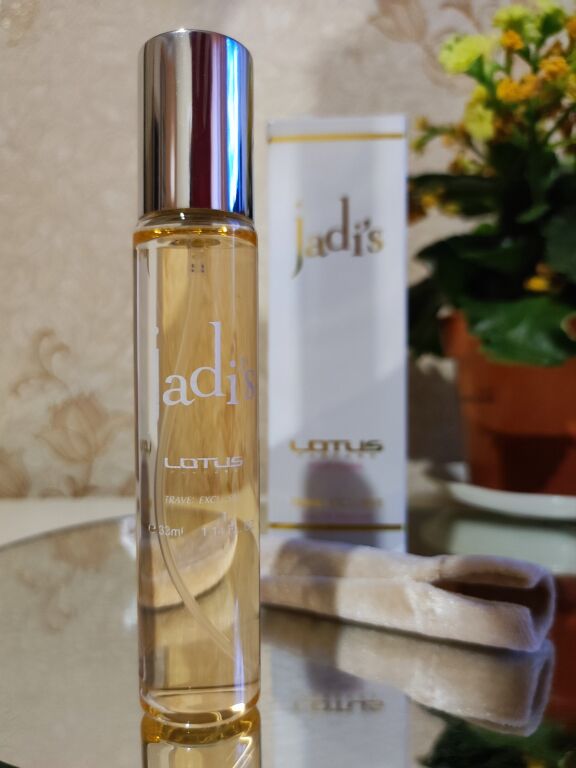 Lotus Jadi's