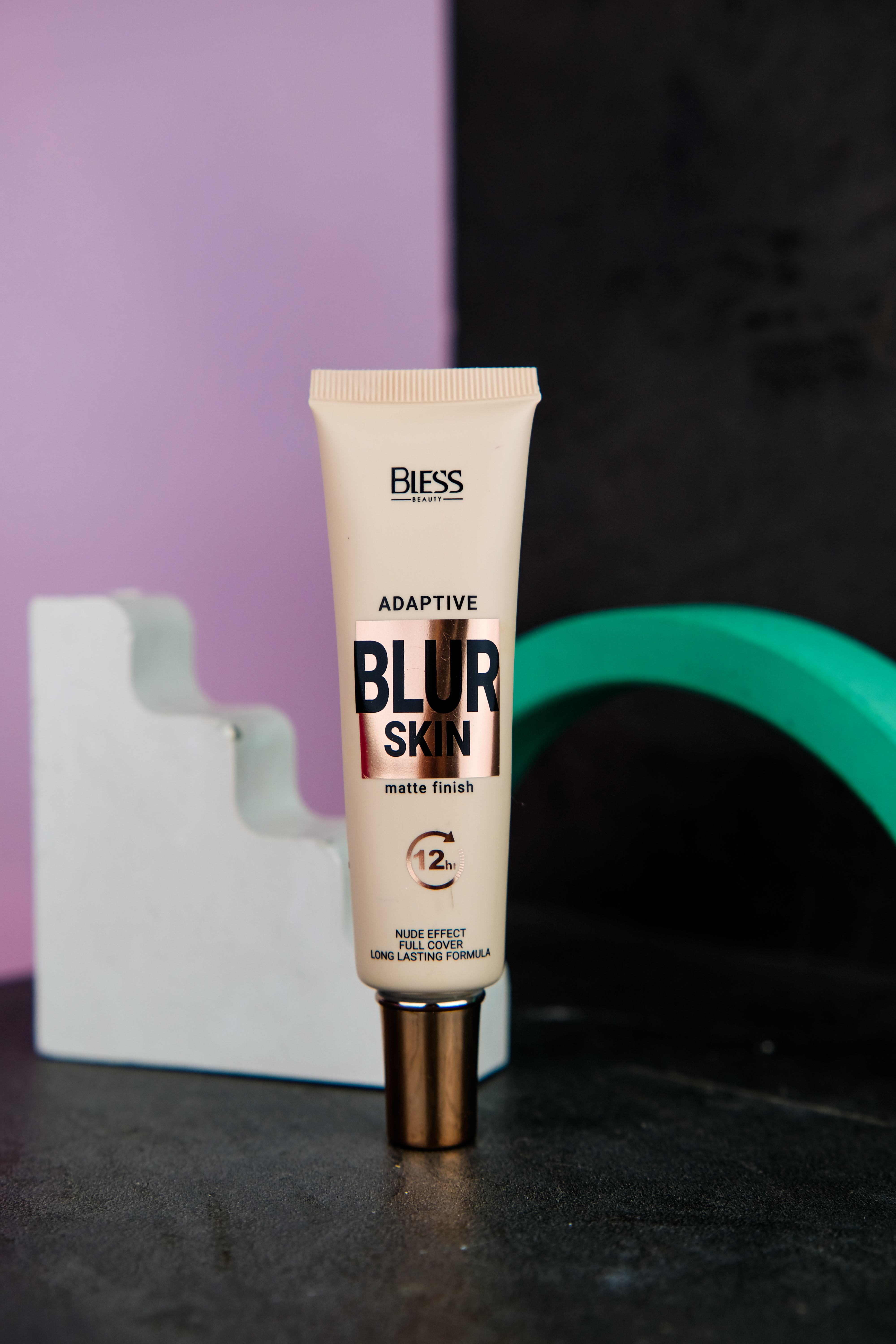 Bless Beauty Blur Skin : Засіб який гарно виглядає на фото для конкурсів