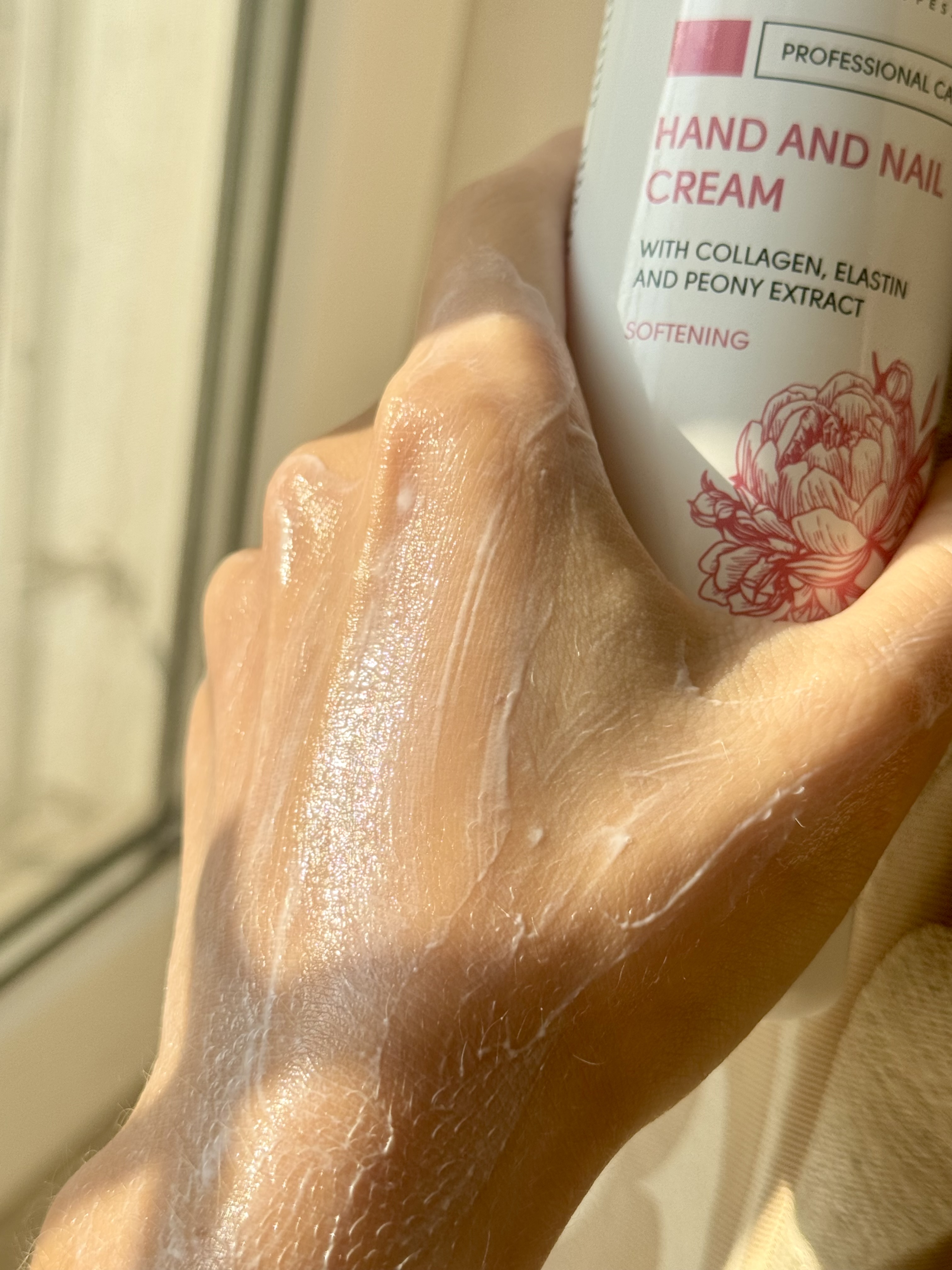 Shelly Professional Care Hand and Nail Cream