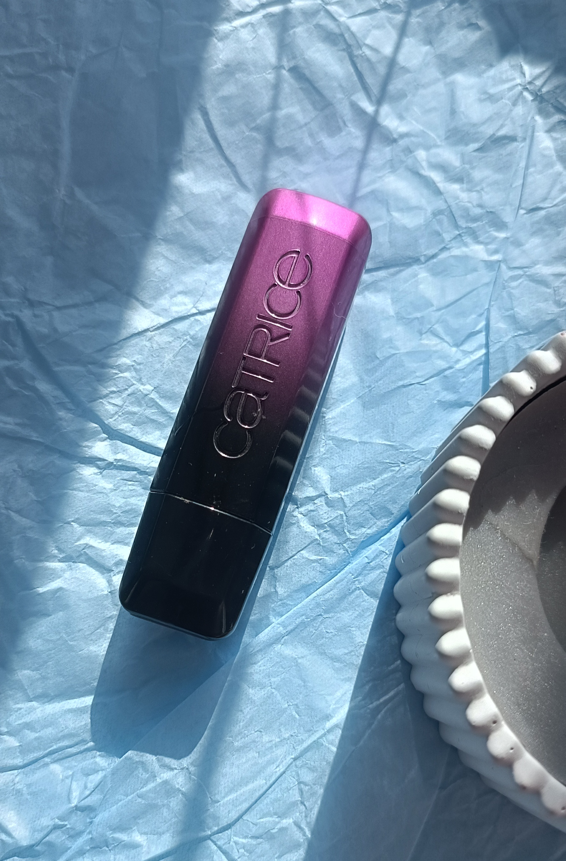 Помада для губ Catrice Shine Bomb Lipstick