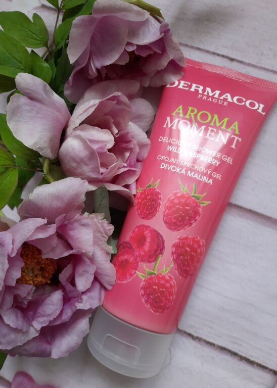 Гель для душу "Дика малина" Dermacol Aroma Moment Wild Raspberry Delicious Shower Gel