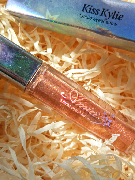 Kiss Kylie Liquid Eyeshadow: Diamond Shiny