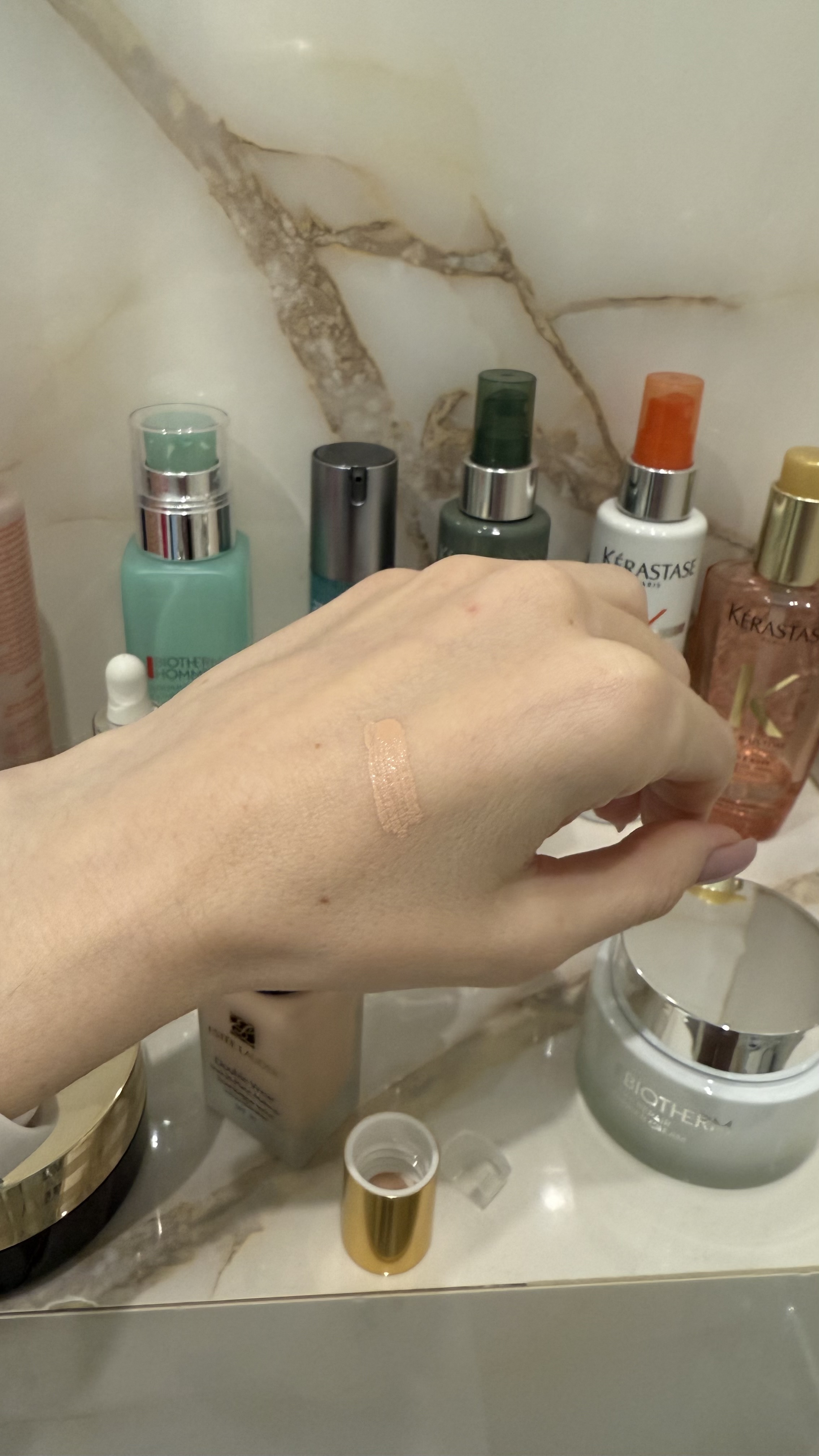 Estée Lauder Double Wear Stay-in-Place відтінок відтінок 1C0 Shell