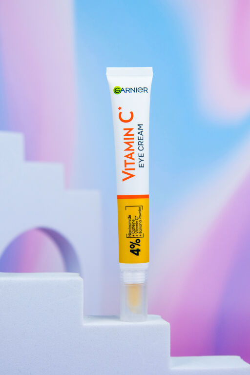 Крем який потребує правильного підходу : Garnier Vitamin C Eye Cream