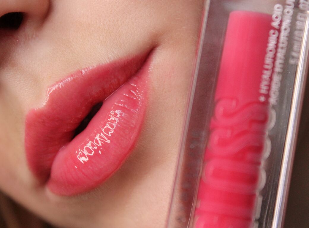 Бл�иск, якому не потрібна реклама: Maybelline Lifter Gloss у соковитому віддінку Bubble Gum