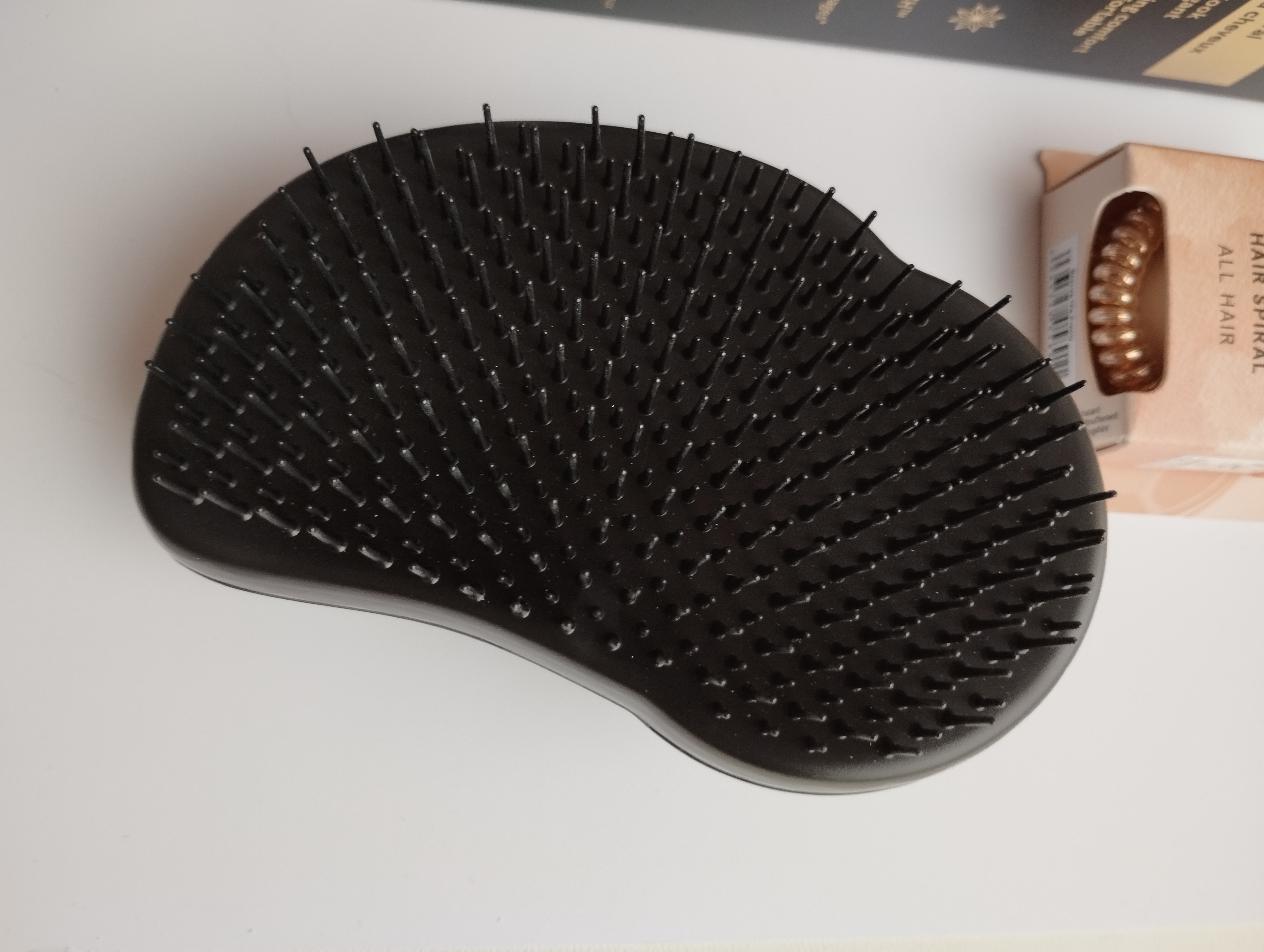 Супер набір invisibobble x Tangle Teezer Holiday kit.