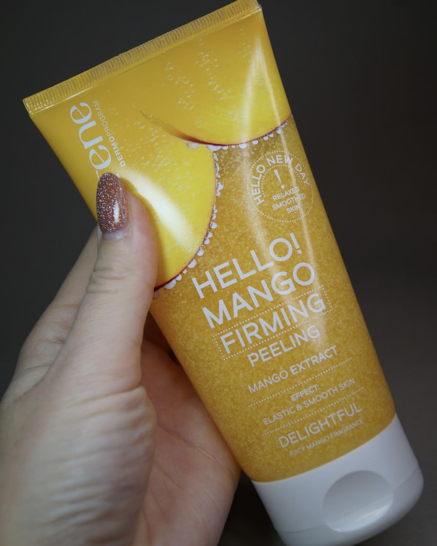 Скраб для тіла з ароматом манго Lirene Dermo Program