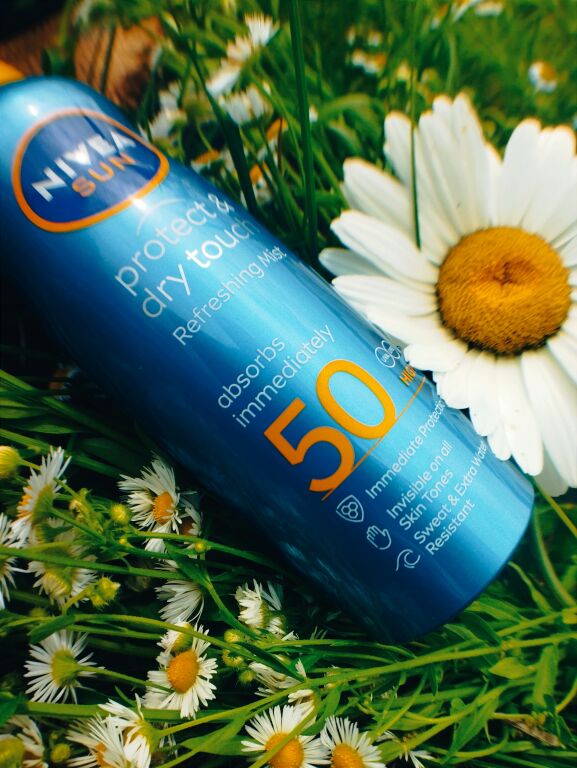 Сонцезахисний освіжаючий міст "Захист та сухий дотик" SPF 50