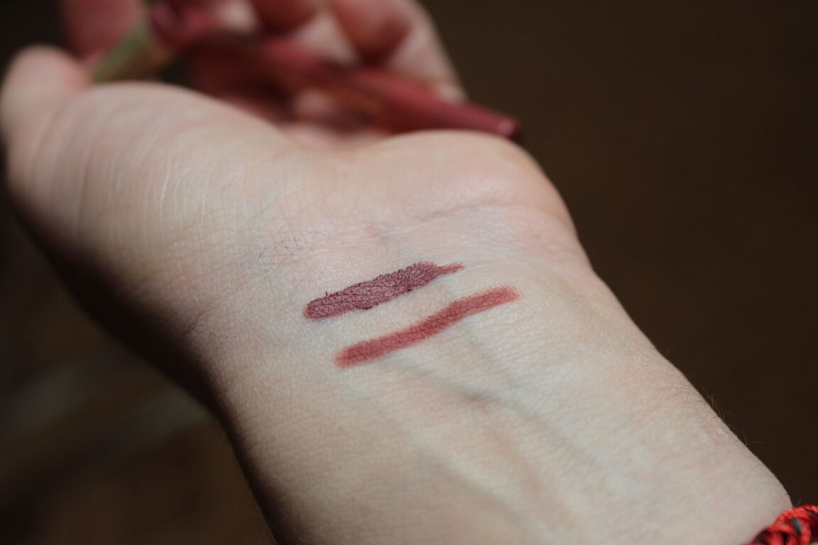 Допис порівняння LN Pro Filler Lip Liner та Eveline Cosmetics Variete Gel Lip Pencil Waterproof