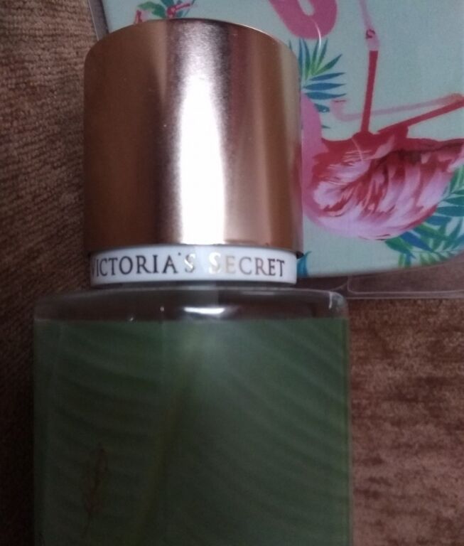 Victoria's Secret Мист для тела Beneath The Palms