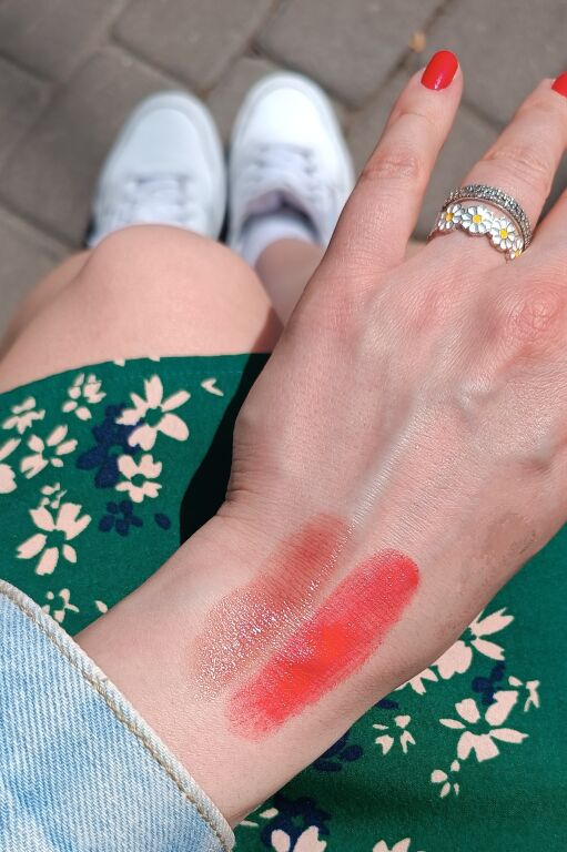 Помада для губ Catrice Melting Kiss Gloss Stick