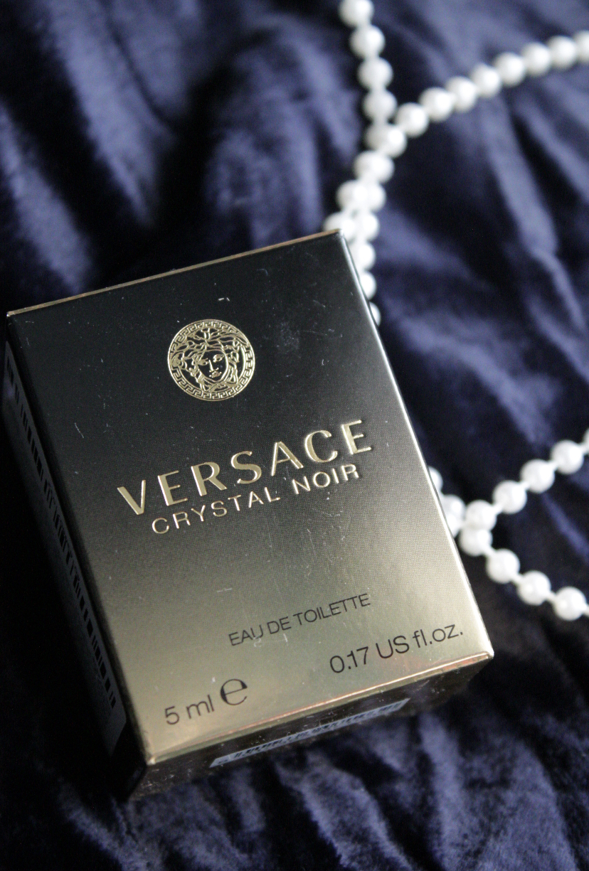 День і ніч, чорне і біле або Versace Bright Crystal і Versace Crystal Noir 🌌