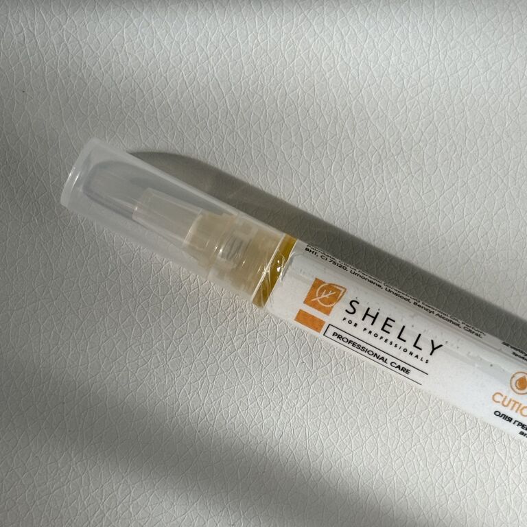 Shelly | Олія для нігтів і кутикули з екстрактом грейпфруту та вітаміном А
